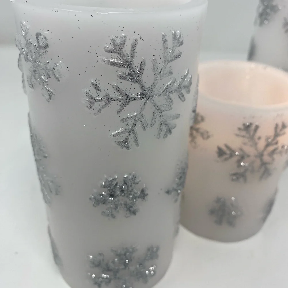 Set of 3 Silver & White Faux Snowflake Glitter Candles
